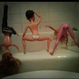 im just a white girl from the ghetto with a whole lotta booty!