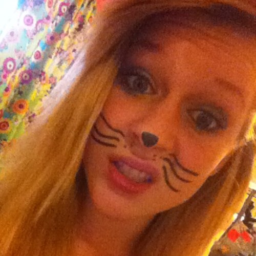 _Aryah_Bunck_'s profile picture. I have been in short films and commercials hoping for a movie opportunity. I have always wanted to be an actress but Ryan Lee inspired me more.