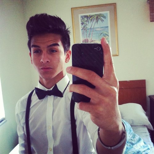 DatGoonPig's profile picture. Ain't nothin' to it. Instagram: piggygoon. KiK: GoonPig. #workhard, #swerve.