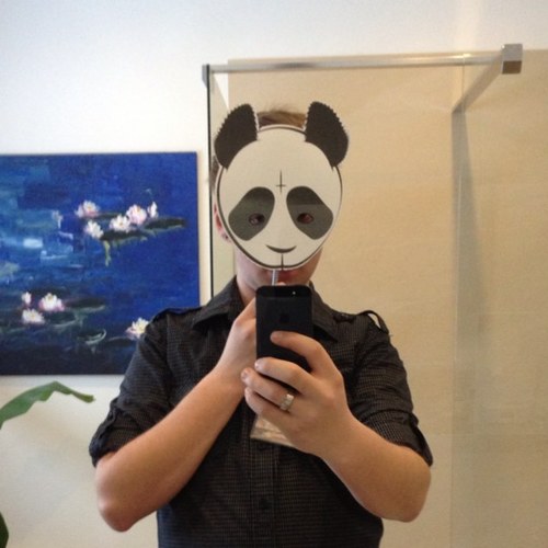i_amPanda12's profile picture. A Panda doesn't Care. 
Fuck the World I am a Panda