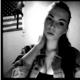 Lindss_Horan's profile picture. 