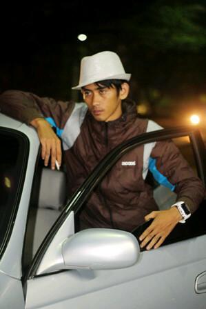 Rezapeyot's profile picture. Realistis,idealis,kritis,dramatis tp tdk romantis!!!