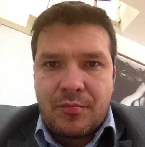 fabrizhu's profile picture. 