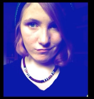 HEY THERE im ruby im pretty friendly,i love my food, im the best love guru out! If i do say so myself ;) anyway i love you follow me!