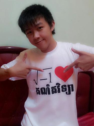 hello im Rithy nice to meet u here ^^ i love kpop ^^