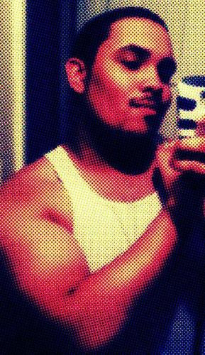 sketch_Myflow's profile picture. 6'2 white/blk/span/native