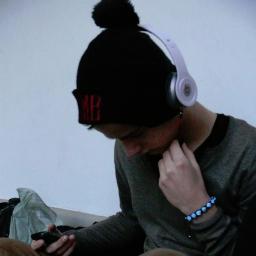 swouag_onyou's profile picture. Live is goes on.
@Marine_lfh, ma meilleure amie su².♥