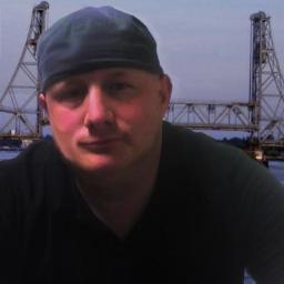 VP of Sales/CEA (Chief Executive Artist) @todddzinestudio, Son, Uncle, Lacrosse Coach, Artist, Designer, Tech Sales Guru @easyBackgrounds