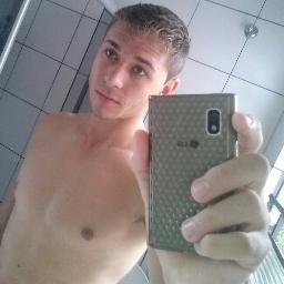 A vida me ensinou a nunca desistir nem ganhar, nem perder mas procurar evoluir ∞