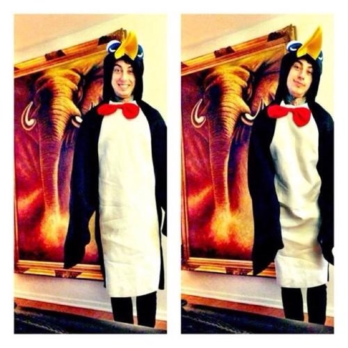 BadapdosRadke's profile picture. Follow if you'd like, im just a girl who's going to marry ronnie radke. Bye.
