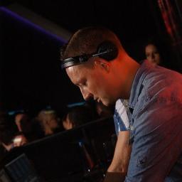 Dutchie, Darts & Crypto fanatic, DJ / Won several #DJ contests / #EDM-a-holic / down to earth / ❤️ 4 hardstyle in general / Sales professional / Family Man