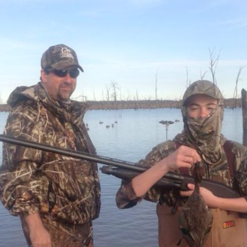 dw19c's profile picture. Husband, Father & Pastor