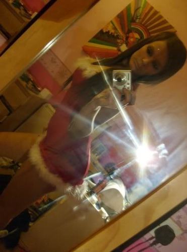 Emily_green2007's profile picture. fuck the haters!!