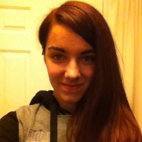 hey my name is marissa and i am a directioner. i am 14 years old. If you follow thanks i love you lots :)