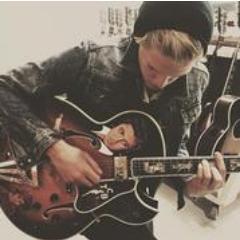 This is CodysFanBase. Follow if you love Cody Simpson♥. |  #ProudSimpsonizer♥. |  You can purchase #Paradise on itunes http://t.co/ut7HaGpA Get it NOW!!