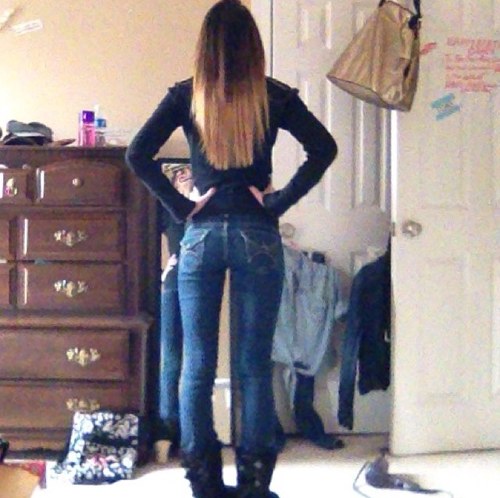 Wanelo princess here! If you find cute things on wanelo upload a picture and tag me in it