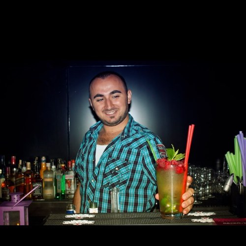 AliYoskan's profile picture. 