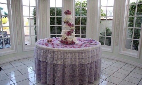 TsUniqueEvents's profile picture. Trisha's Unique Weddings is focused on providing high-quality service and customer satisfaction from Beginning to End.