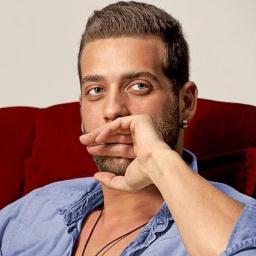 Oyuncu,Model&Pop Müzik Sanatcısı.,'ALİ DERELİ-MUM AKUSTİK,ALATURKA VE CLUB VERSİYONU KARŞINIZDA.
 ''M.U.M'' http://t.co/ZV3CkoiU