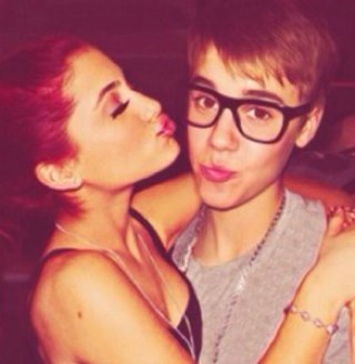 I'm Maxie. I'm a boy Arianator, which automatically makes me awesome. Only kidding you. I ship Justin and Ariana. Jariana forever.