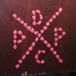 PopPunkDotCom's profile picture. http://t.co/2CInQChaRE