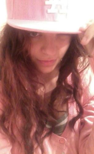 follow me on @elyzaell