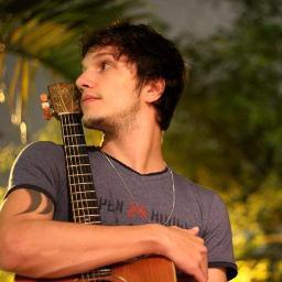 Trechos de musicas da @bandadrive / http://t.co/2XIvwDpW