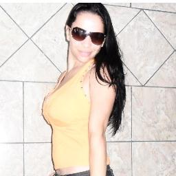 vivo a vida a cada segundo... como se fosse o ultimo segundo da minha vida... ´´♥´´