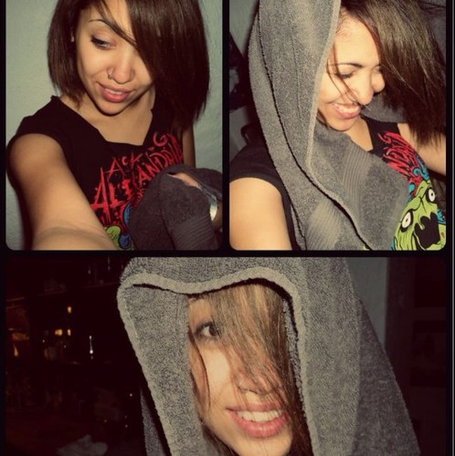 IeroMyHero's profile picture. Just a teen girl fangirling over bands. Music saved me IG: Insertcatsounds