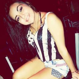 15 years old and single! Live life to the fullest.