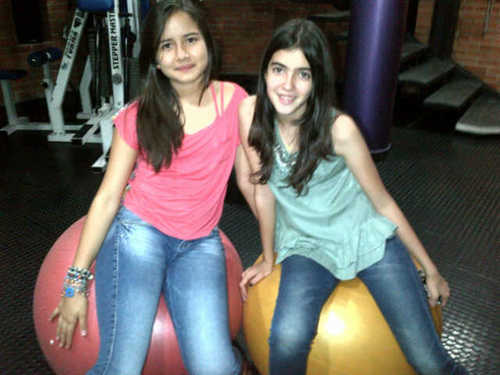 manueladuri's profile picture. 