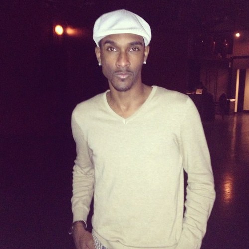 Christian! Love Jesus, music, and people!
  Singer, pianist, teacher, choir director, performer, and the list goes on...