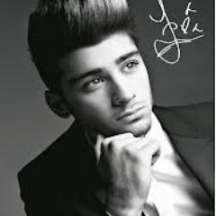 Me gusta perderme en las paginas de libros y en las melodias de cada cancion me encanta bailar ballet soy directioner y me vale lo que piensen de mi...