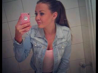Keep Calm and Follow me - Myn nicht; @HartjeBeyzaax_ - Fatima Suheda Delana Siham LoveYouAll♥. - #ChrisBrown - Kaylee ik haat je :) - xxx.