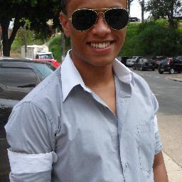 “No fim, devemos sempre fazer aquilo que acreditamos ser certo, mesmo que seja difícil.”
— A Última Música
