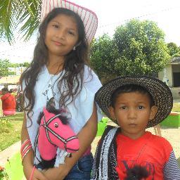 Soy una chava muy felizz Amo a mis bbs SOY fanatica de EDITH GONZALEZ Y SOY GONZALITA...