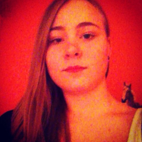 DostertSaskia's profile picture. This is my second account. My first is @sasisaskiasasi but it is hacked and i come not on my account