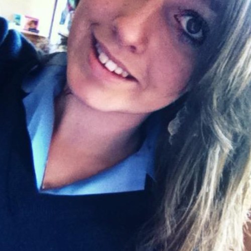 Rheanna Lee/ Australia
•singing•photography•all sports 3
~One Direction~ 
~Justin Bieber~ 
~Go Radio~ 
~Lewis Watson~ 
~Austin Mahone~ 
~Bruno Mars~