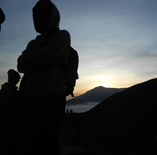 igedebane's profile picture. di NABI-kan buah dari pencitraan masif yang dapat mematikan NALAR waspadalah
#LAmania