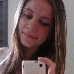 futura médica *-* se deus quiser .. não tenho medo dos desafios .. estou em busca dos meus sonhos .. EU