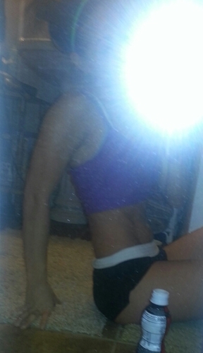 18. 5'2. CW: 118 GW: 125 #TrainLikeABeast #LookLikeABeauty #BeTheBestYouCanBe #TeamFollowBack #FitFam