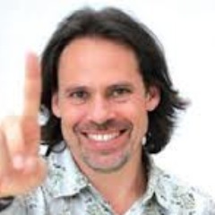 Sou: Educador | Psicólogo | Provocador | Escrevo: @HuffingtonPost @Pijamasurf @BrasilPost @El-Nacional @SinEmbargoMX