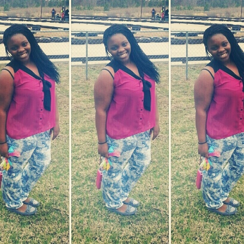 Real Nigga Since Day O1 . Holding Down @TheyLove_Chre With Ma Lifee ! ツ . Instagram : @HonestBeaautyy_ ' Rest Easy Meshaa ♡