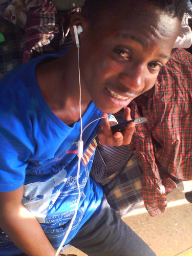 olaazeezo's profile picture. M a kul gul