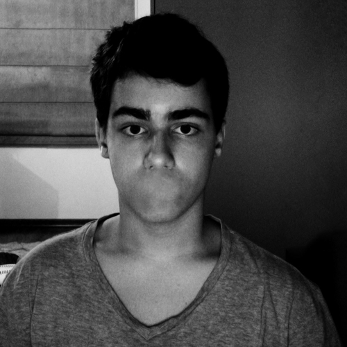 Apple fanboy, PhD in procrastination, appreciator of rock and visionary.
