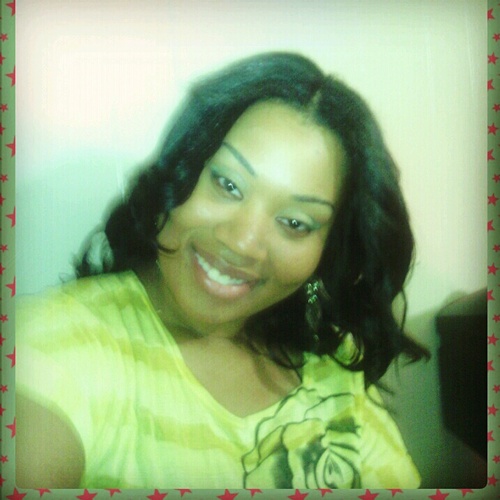 23, Independent, God Fearing ,HairStylist, GoGetta just BLESSED!! :)