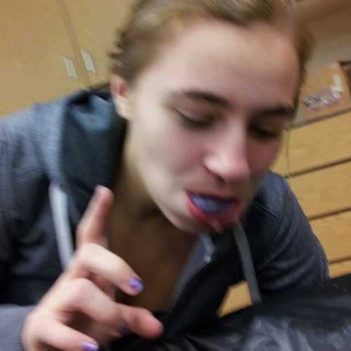 Finga poppin' eachothas asshole.