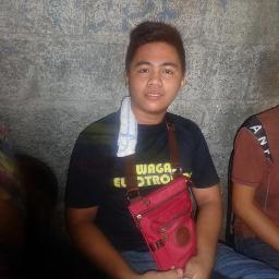 JohnPapapaul13's profile picture. klala sa pngalang 

PAPA PAUL :)

mlupit pero mabait :)

HB ang tangi kong grupo at hindi na ito magbabago ..!!!!

HB papa paul.. :)
