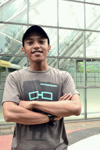 Emak gue blang gue ganteng