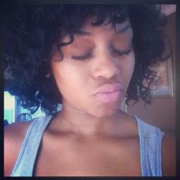 Follow My Knight & Shiny Armer : @Tray100k .How Can A Bitch Be So Pretty & Take A1 Pictures ? I Dont Know . Living For The Moment & Not The Hour .